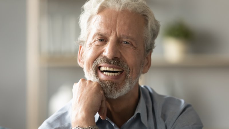 Man makes transition from dentures to dental implants in Gainesville